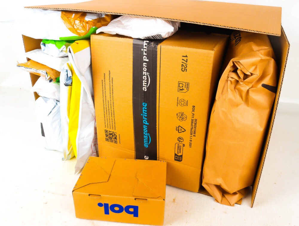 XL Doos met Verloren Postpakketten