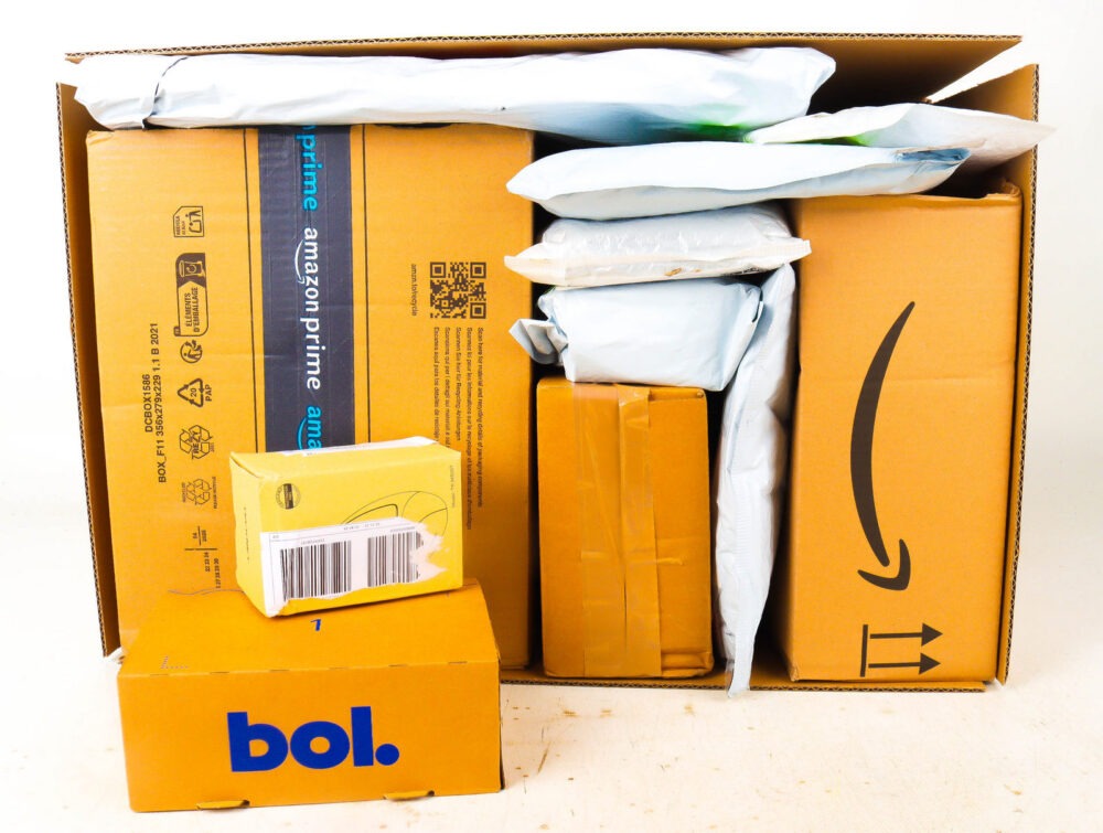 XL Doos met Verloren Postpakketten