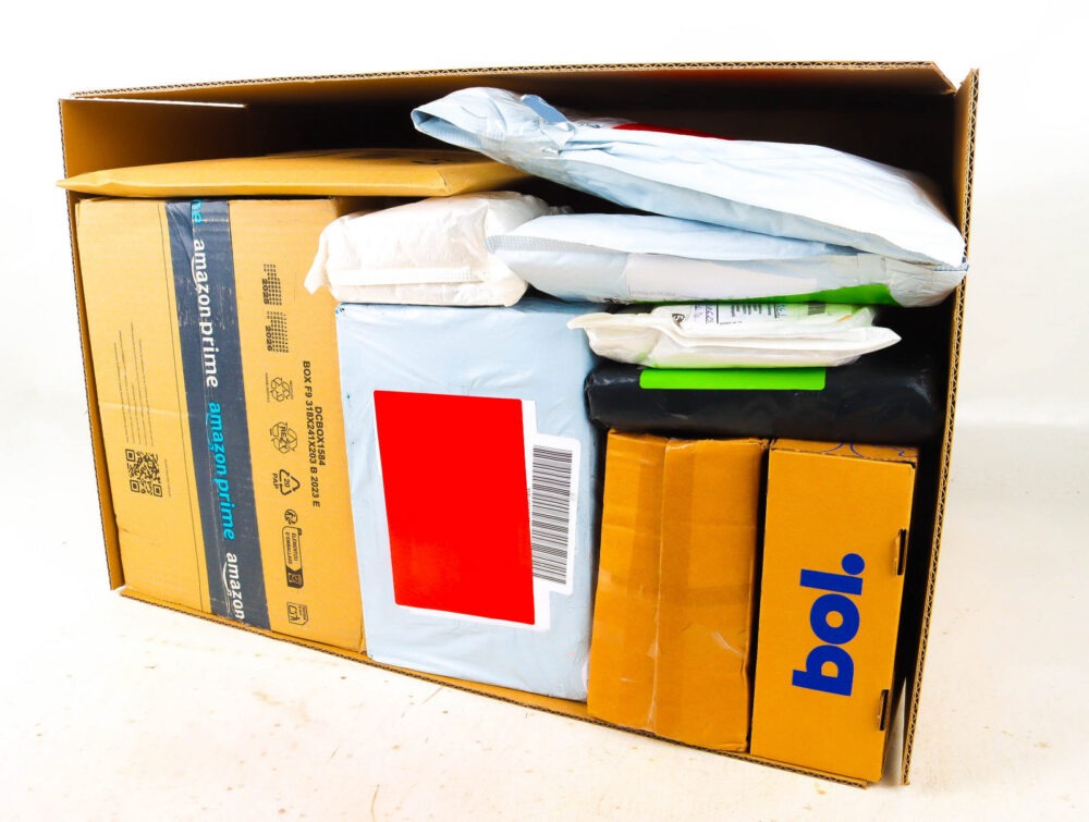 XL Doos met Verloren Postpakketten