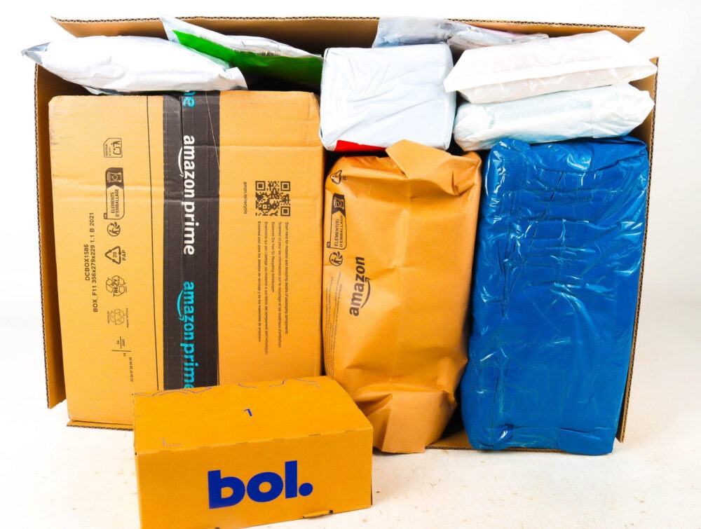 XL Doos met Verloren Postpakketten