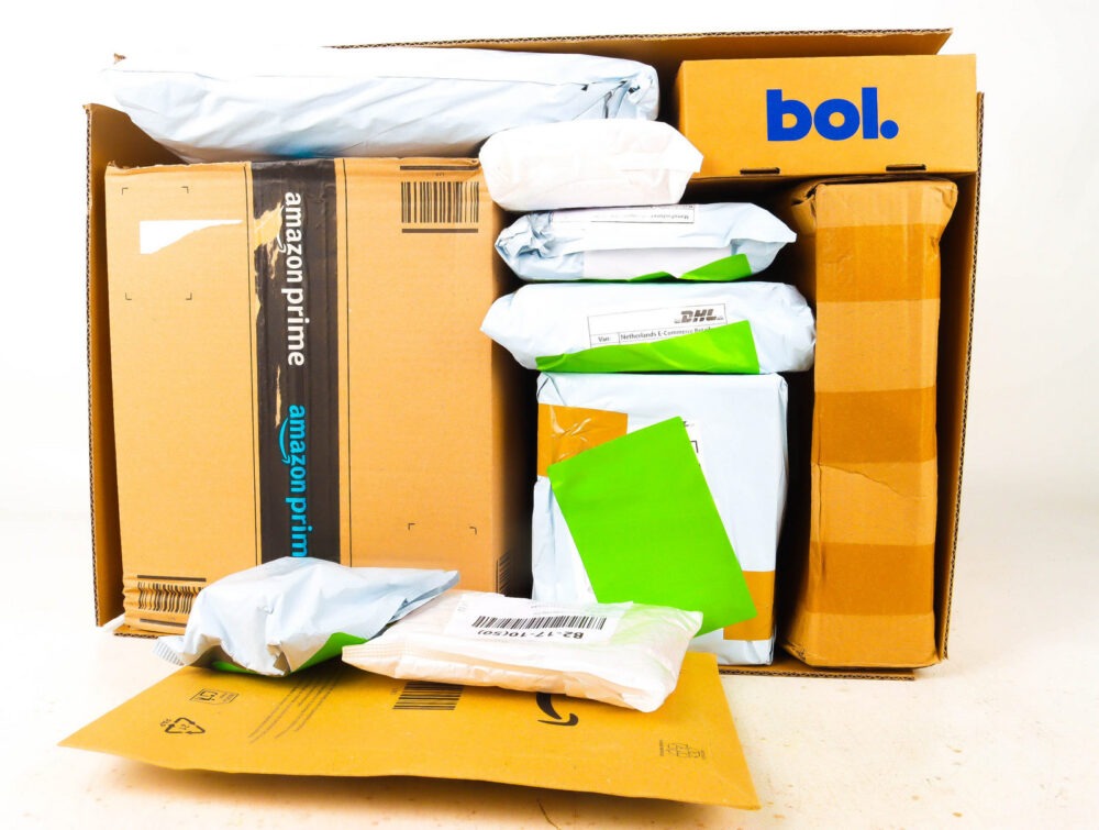 XL Doos met Verloren Postpakketten