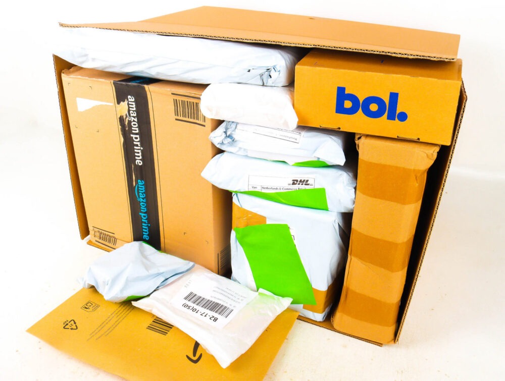 XL Doos met Verloren Postpakketten