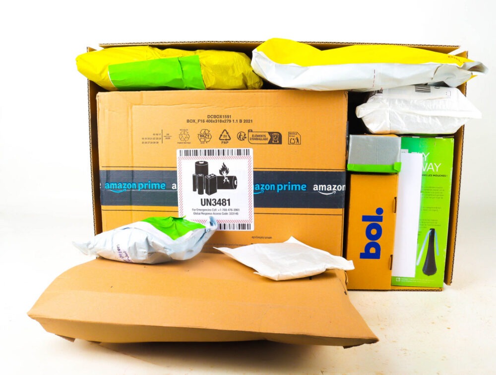 XL Doos met Verloren Postpakketten