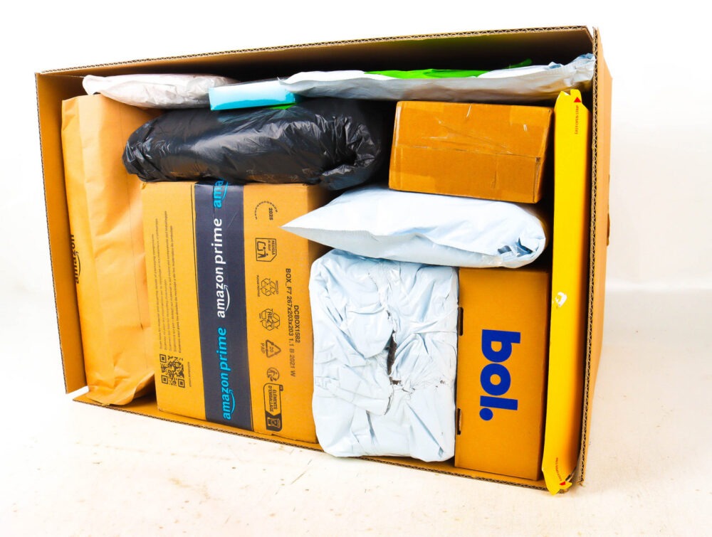 XL Doos met Verloren Postpakketten