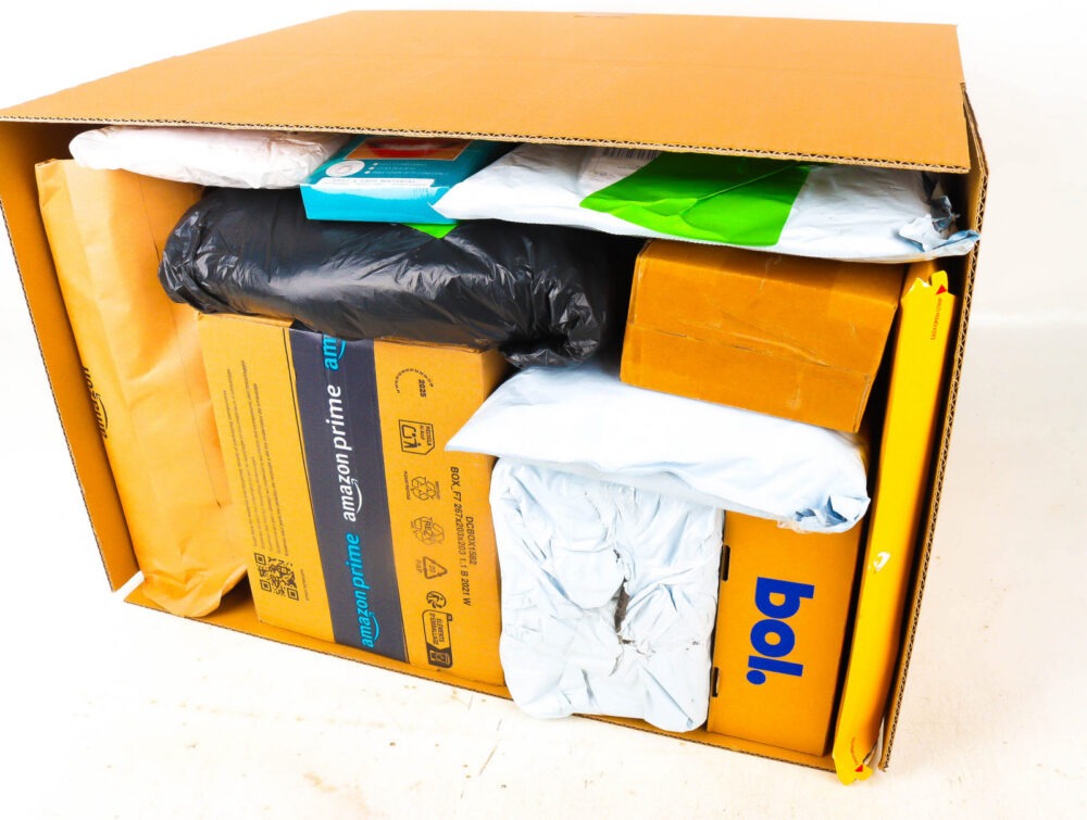 XL Doos met Verloren Postpakketten
