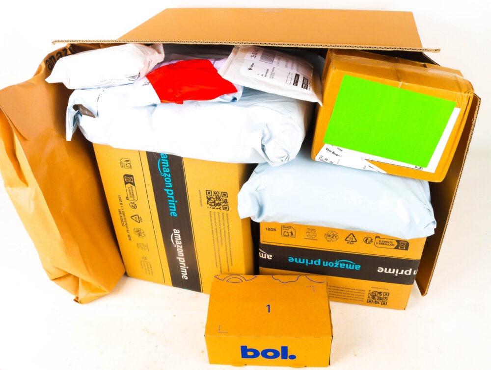 XL Doos met Verloren Postpakketten