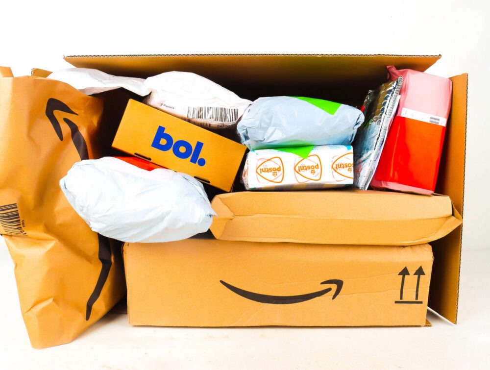 XL Doos met Verloren Postpakketten