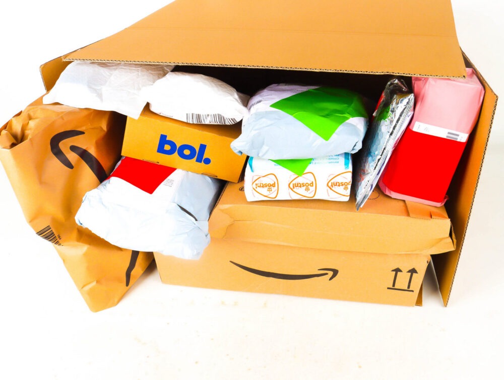 XL Doos met Verloren Postpakketten