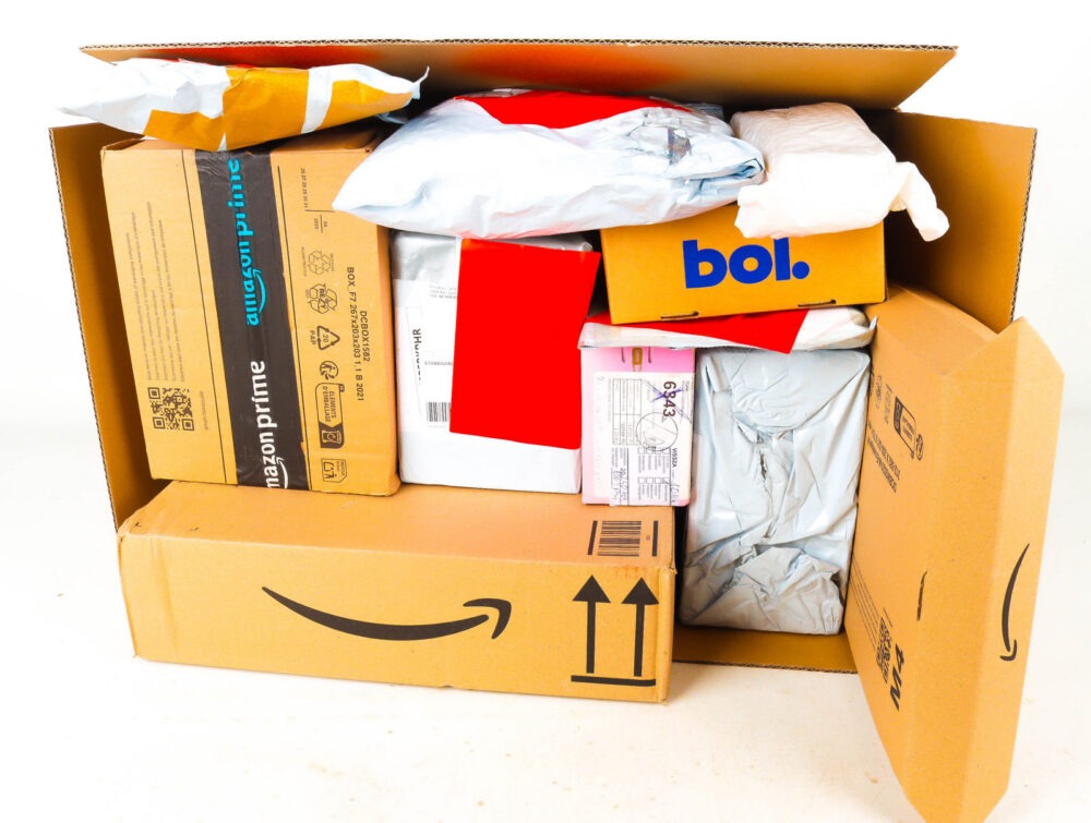 XL Doos met Verloren Postpakketten