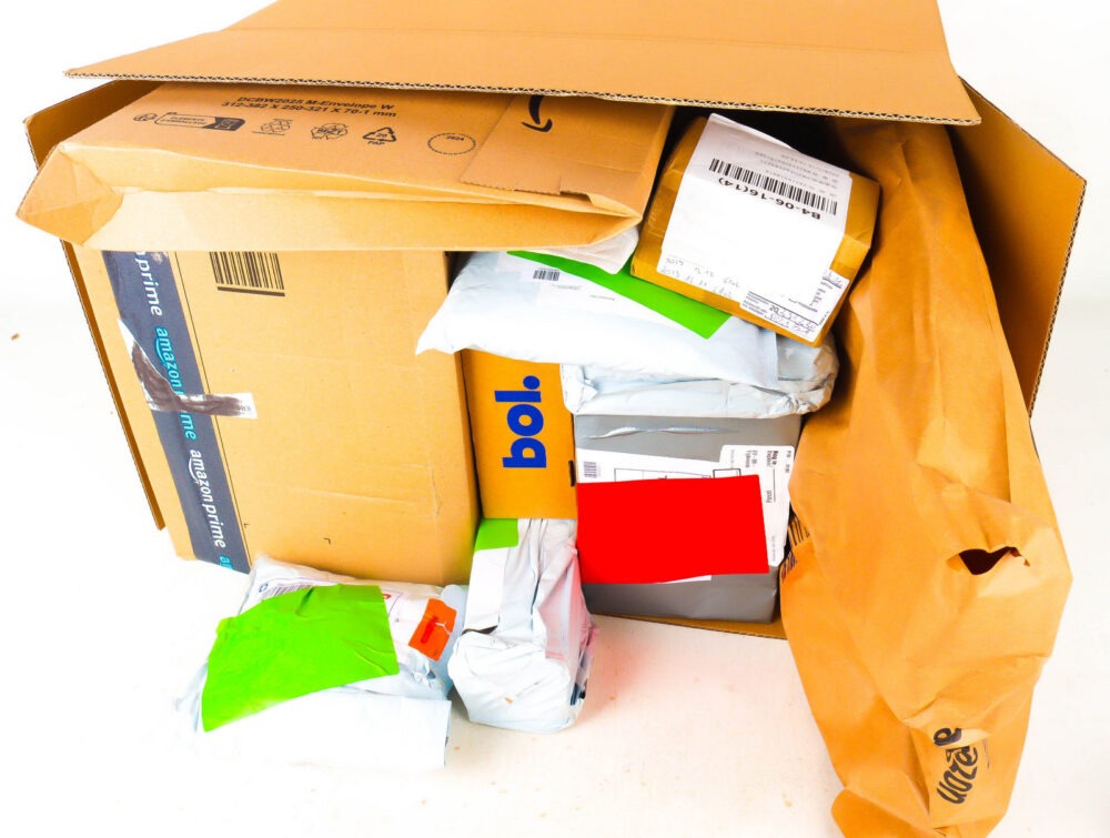 XL Doos met Verloren Postpakketten