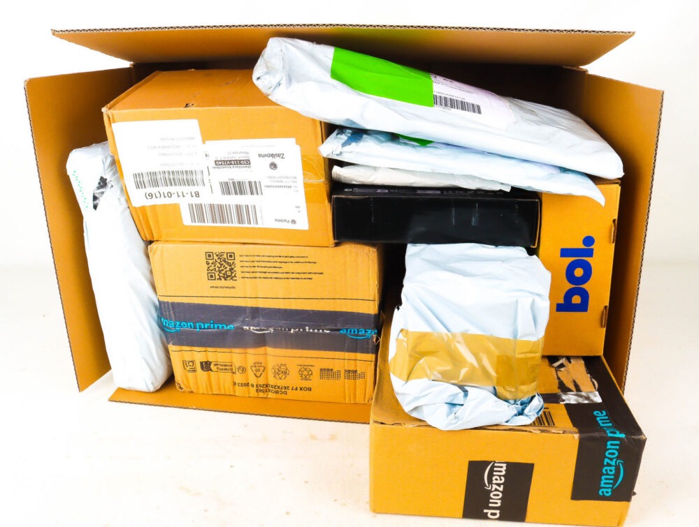 XL Doos met Verloren Postpakketten