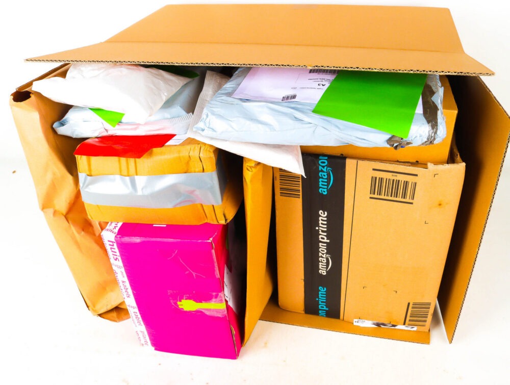 XL Doos met Verloren Postpakketten