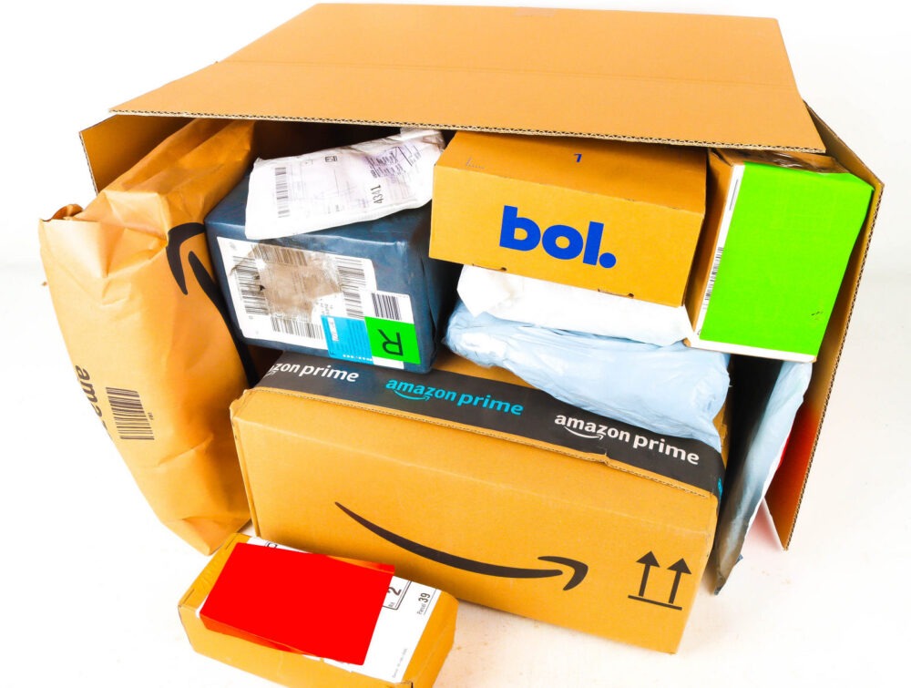 XL Doos met Verloren Postpakketten