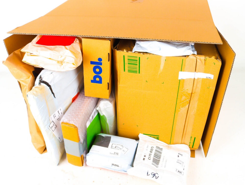 XL Doos met Verloren Postpakketten