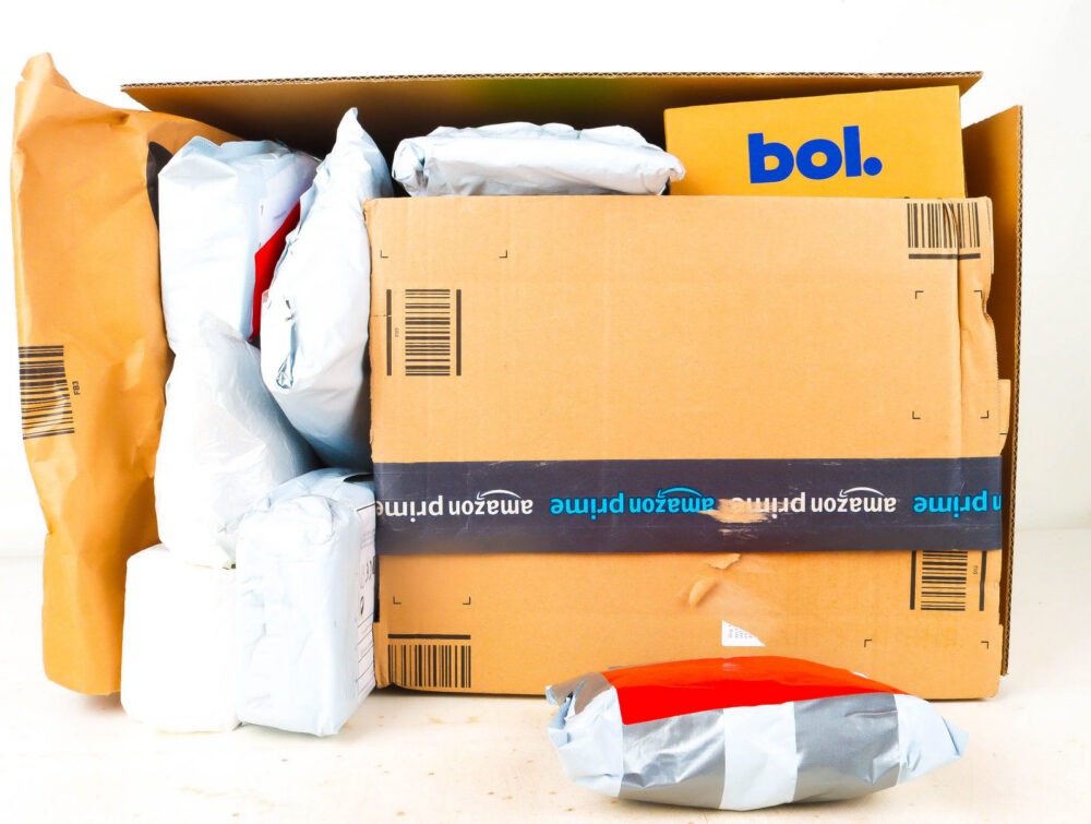 XL Doos met Verloren Postpakketten