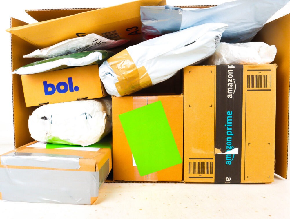 XL Doos met Verloren Postpakketten
