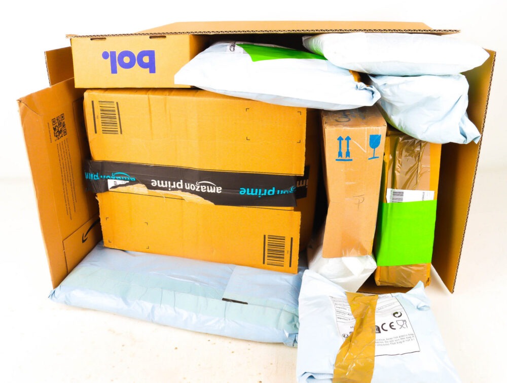 XL Doos met Verloren Postpakketten