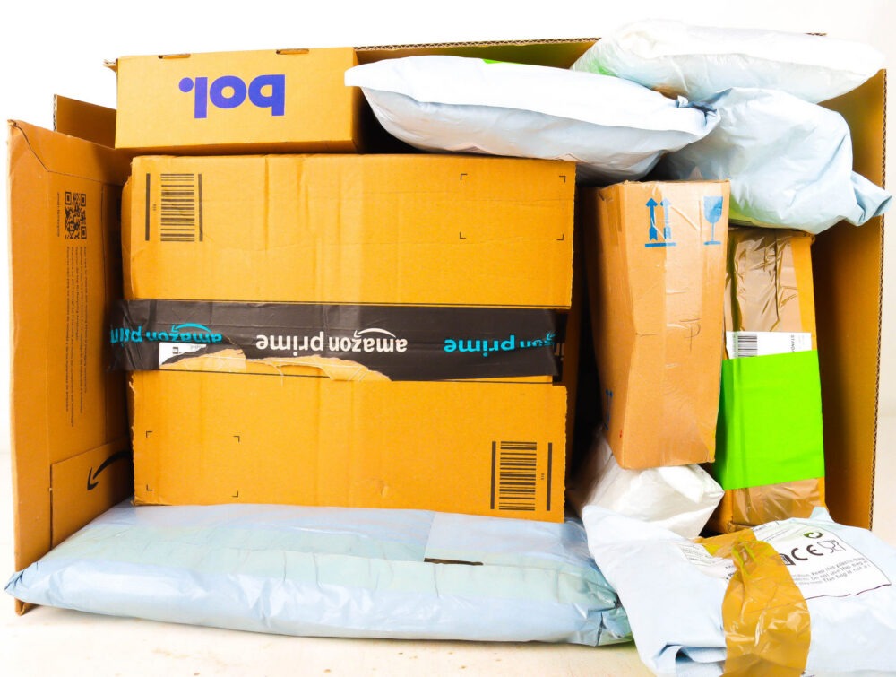 XL Doos met Verloren Postpakketten