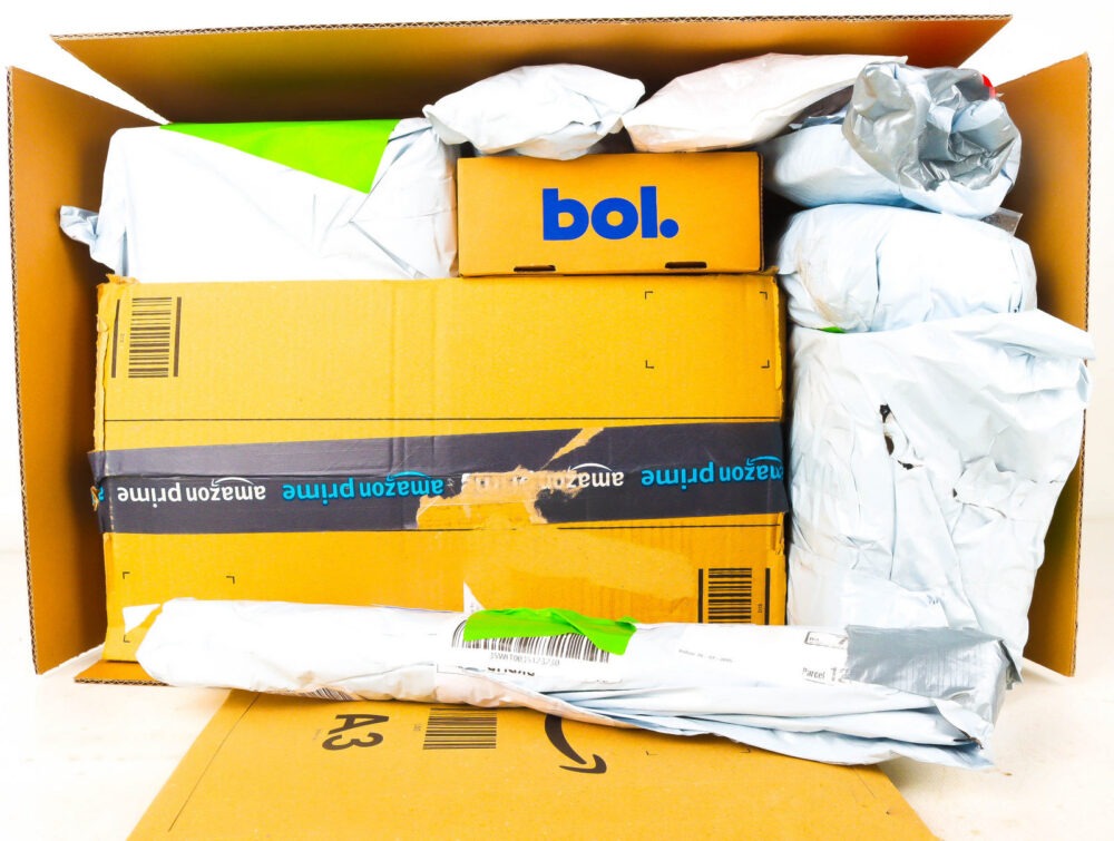 XL Doos met Verloren Postpakketten