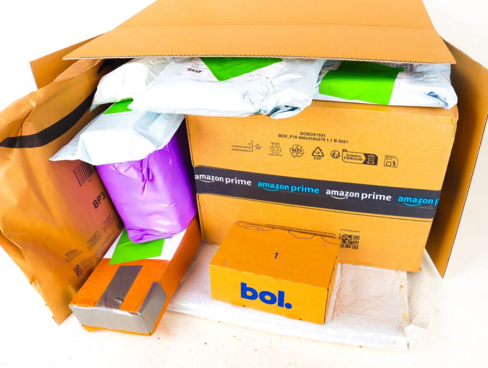 XL Doos met Verloren Postpakketten