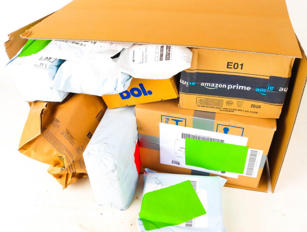 XL Doos met Verloren Postpakketten