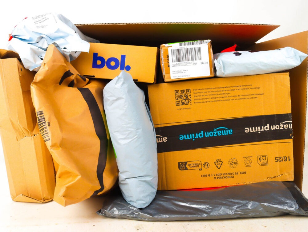 XL Doos met Verloren Postpakketten