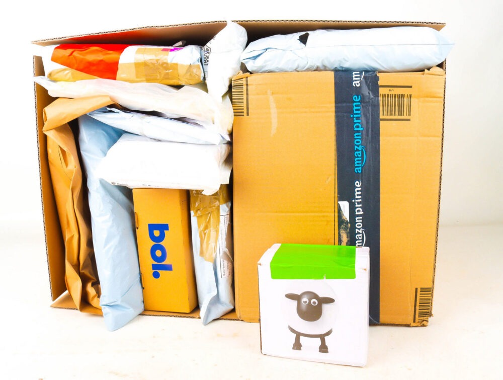 XL Doos met Verloren Postpakketten