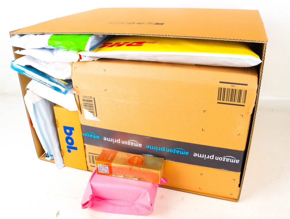 XL Doos met Verloren Postpakketten