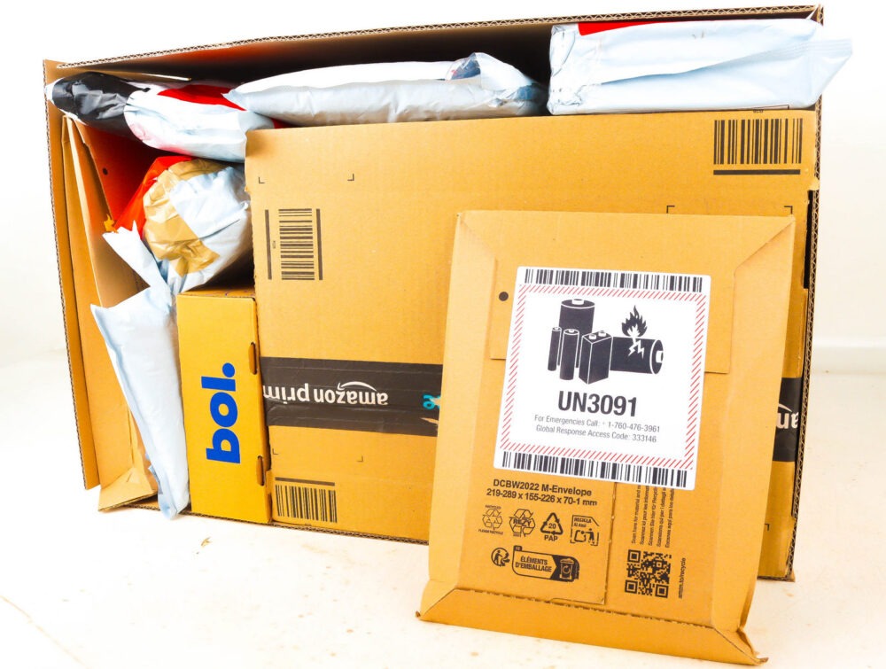 XL Doos met Verloren Postpakketten