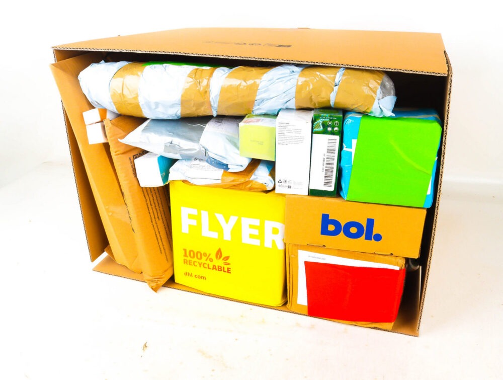XL Doos met Verloren Postpakketten