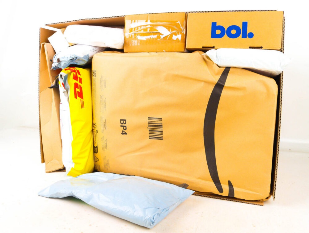 XL Doos met Verloren Postpakketten
