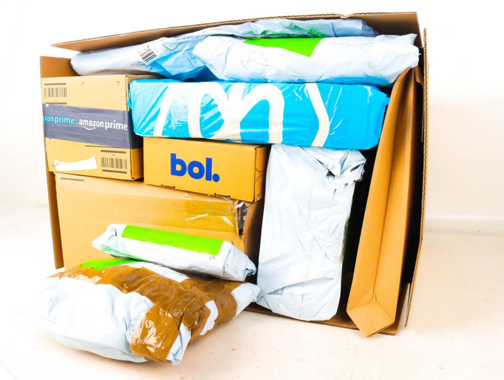 XL Doos met Verloren Postpakketten