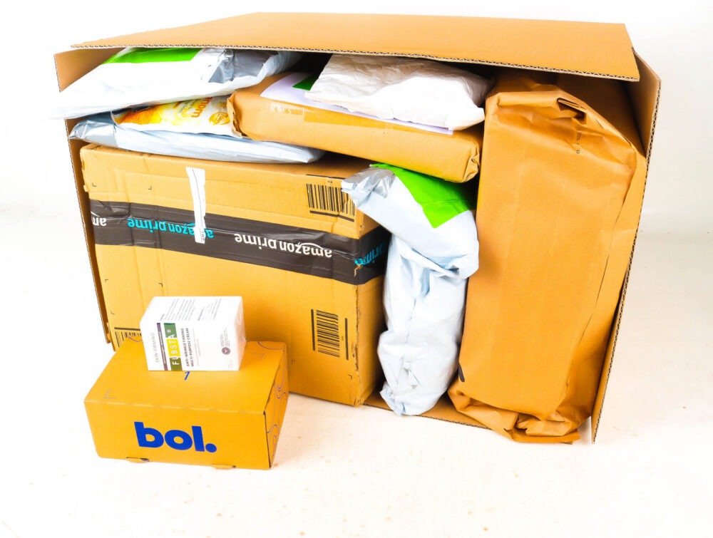 XL Doos met Verloren Postpakketten