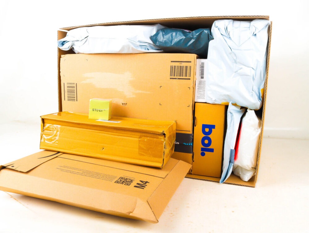 XL Doos met Verloren Postpakketten