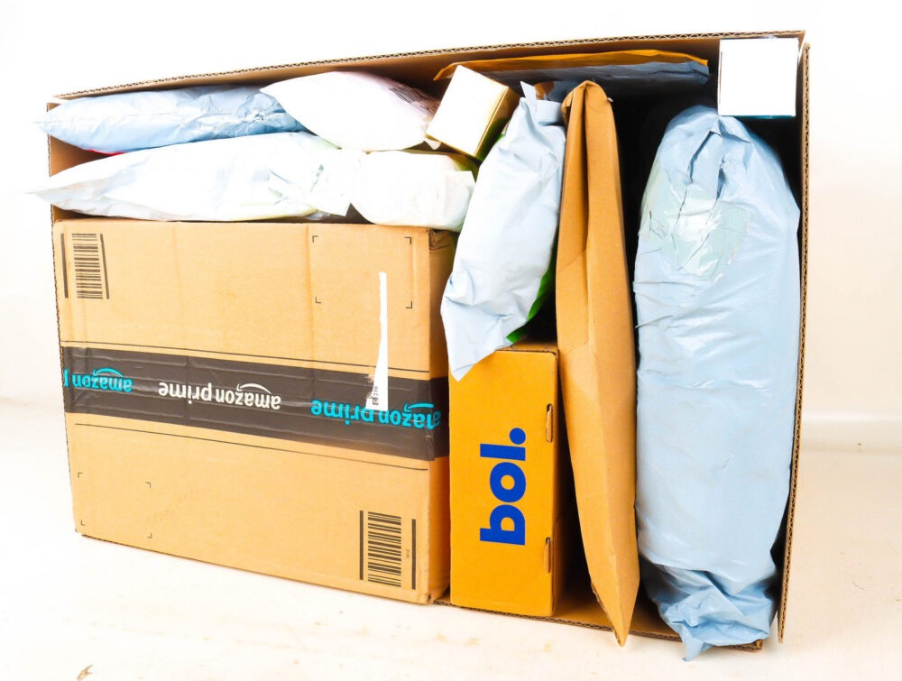 XL Doos met Verloren Postpakketten