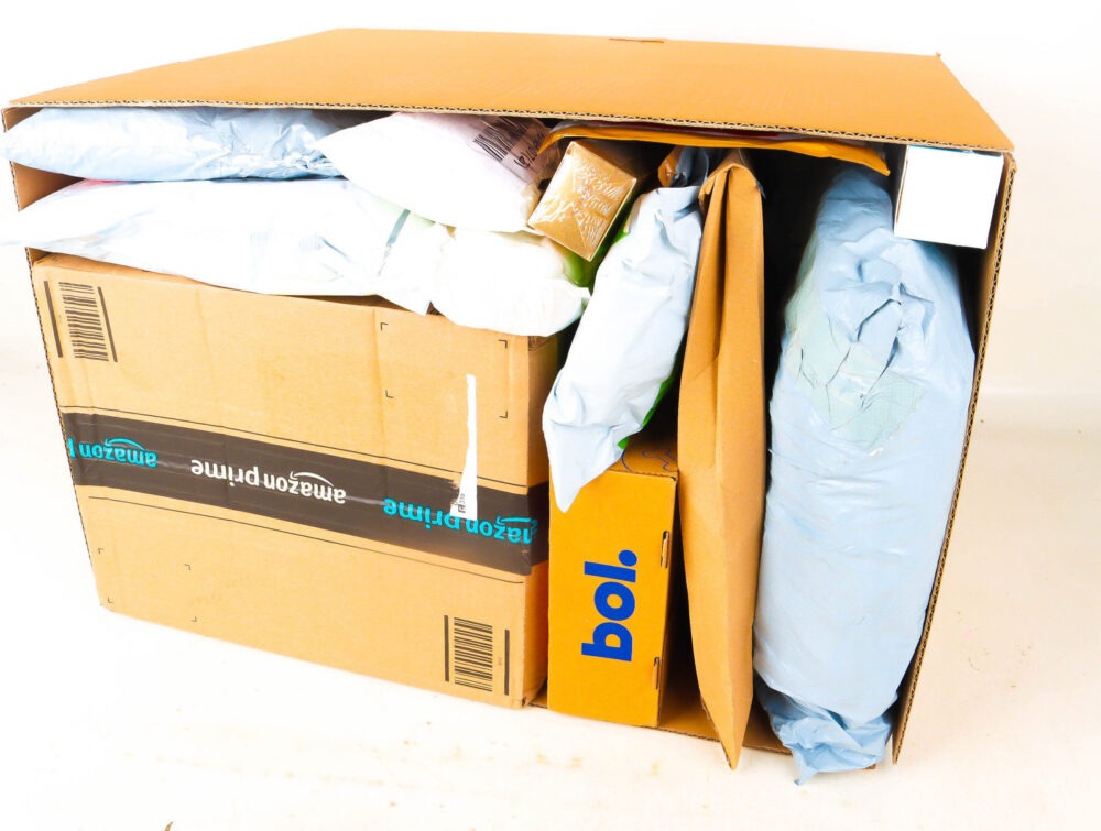 XL Doos met Verloren Postpakketten