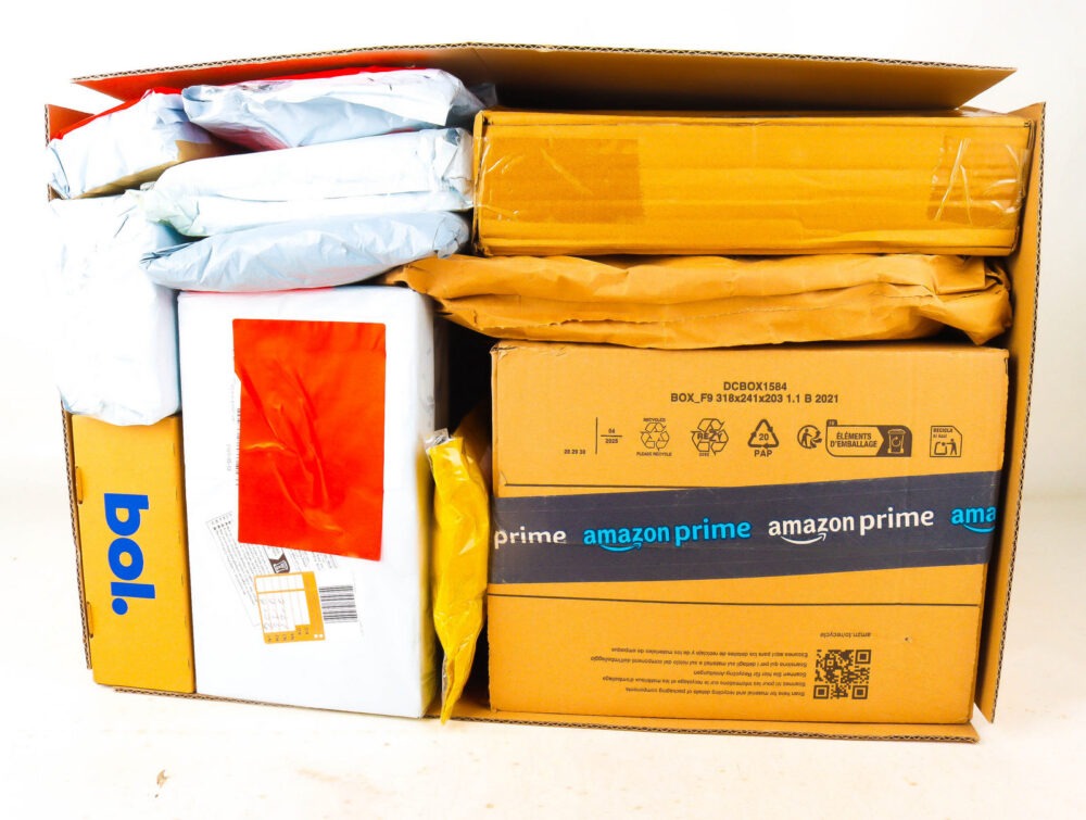 XL Doos met Verloren Postpakketten