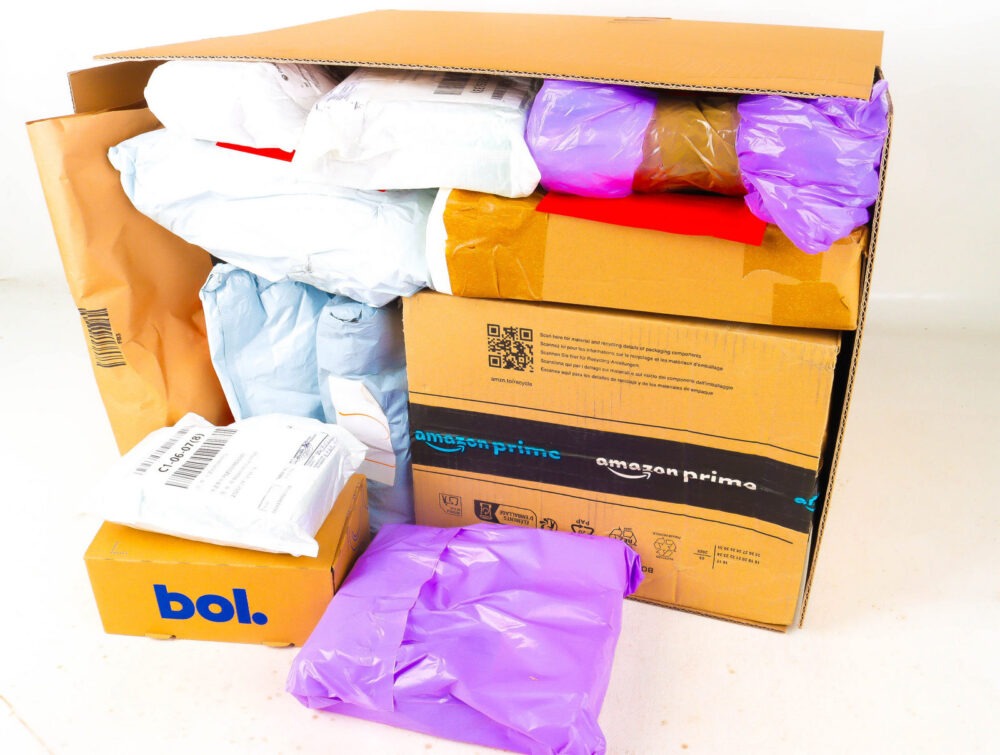 XL Doos met Verloren Postpakketten