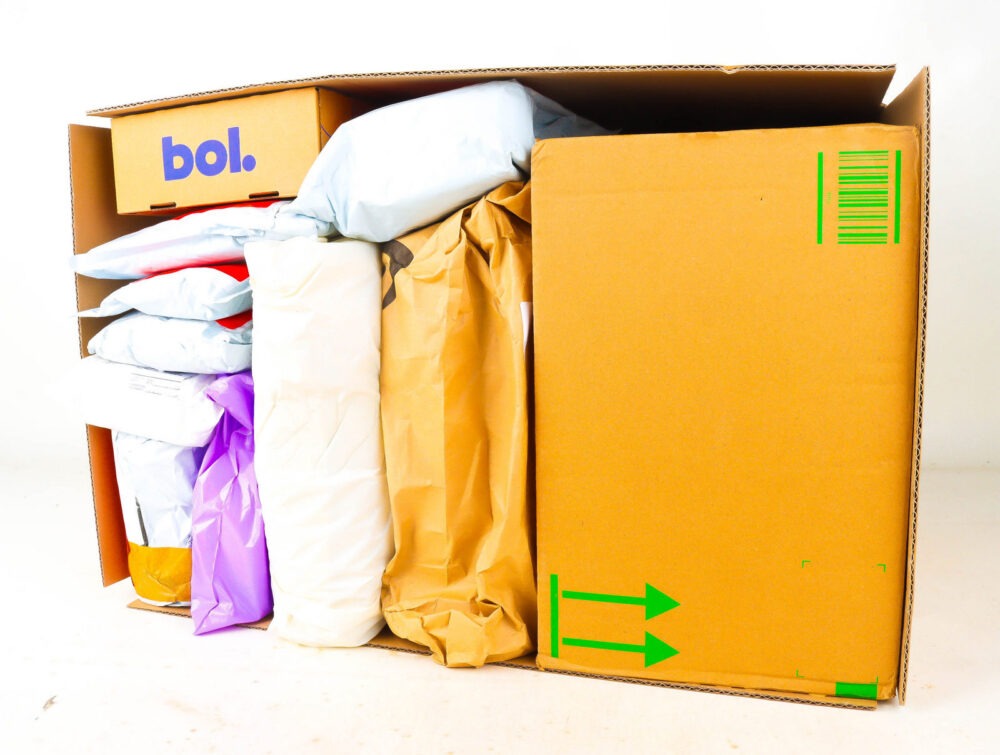 XL Doos met Verloren Postpakketten