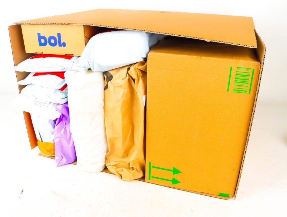 XL Doos met Verloren Postpakketten