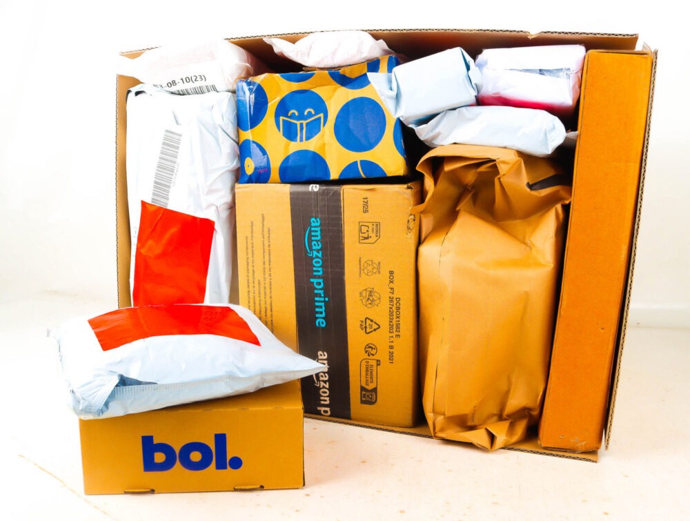 XL Doos met Verloren Postpakketten