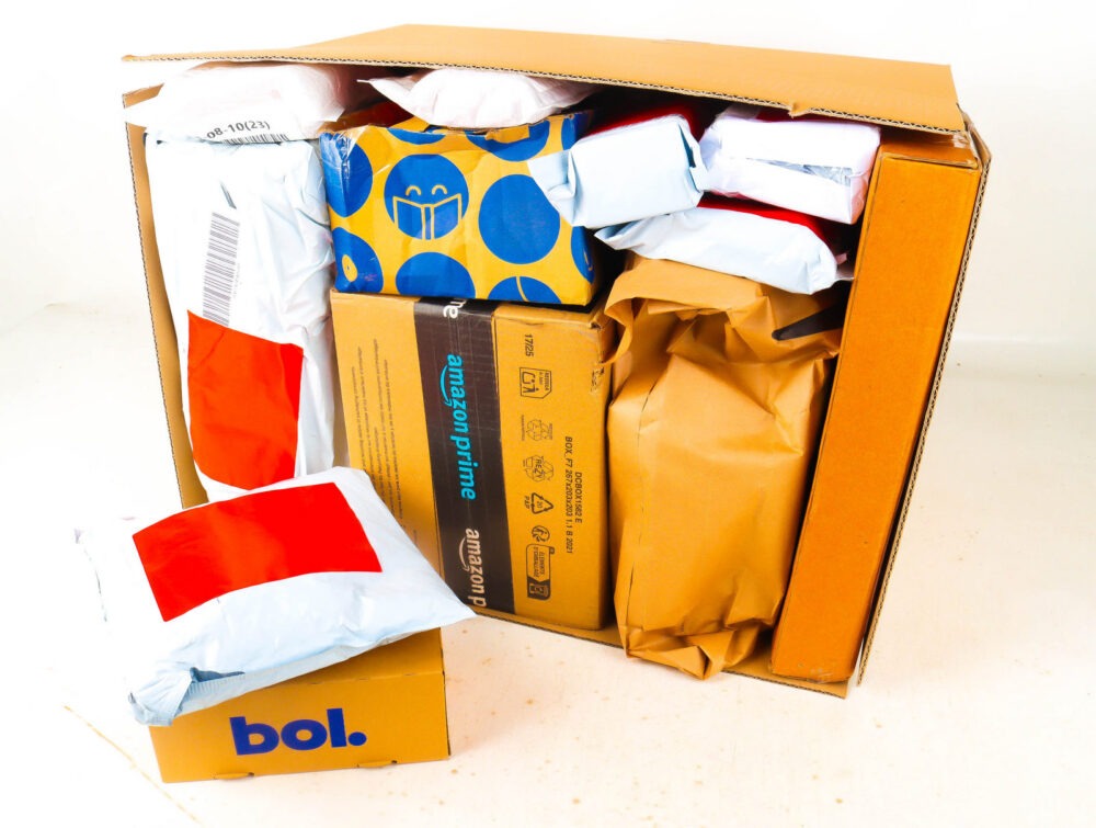 XL Doos met Verloren Postpakketten