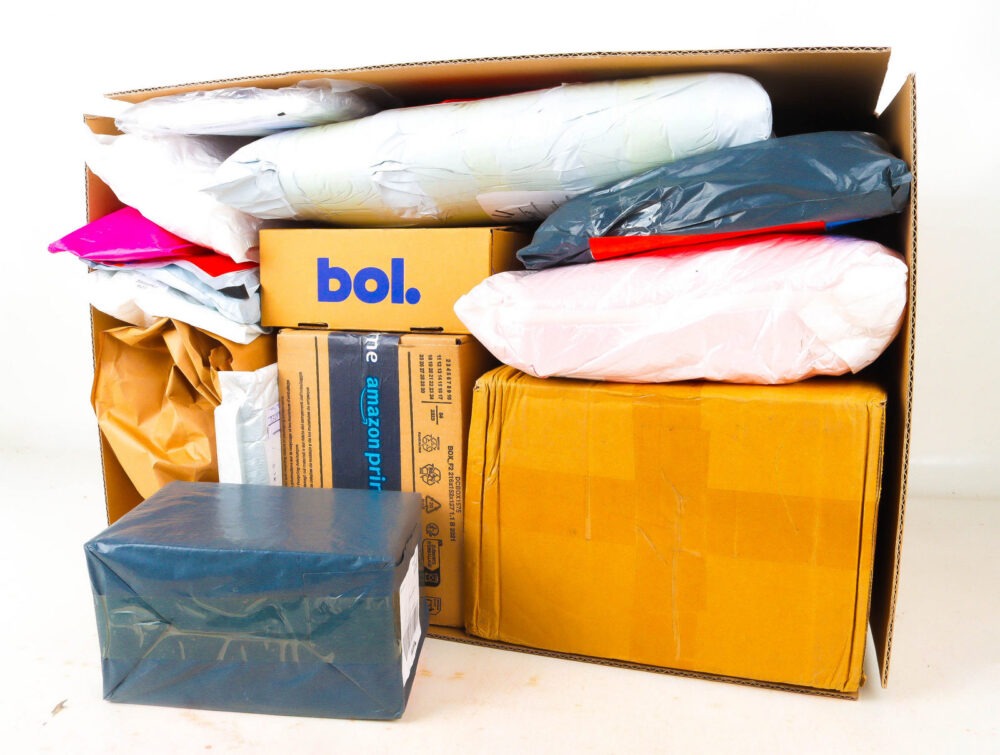 XL Doos met Verloren Postpakketten