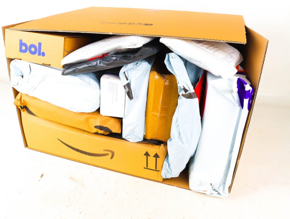 XL Doos met Verloren Postpakketten