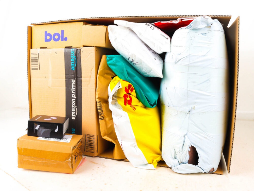 XL Doos met Verloren Postpakketten