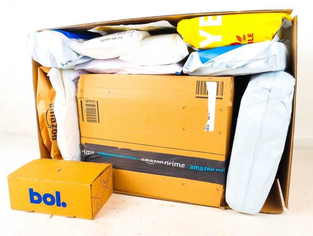 XL Doos met Verloren Postpakketten