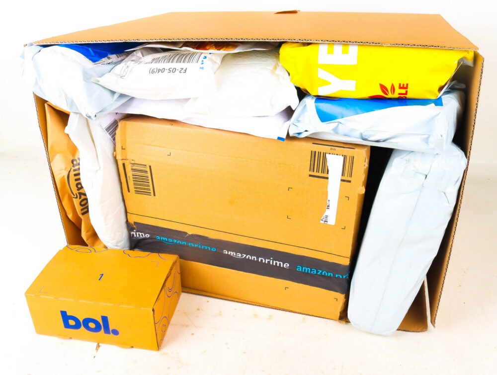 XL Doos met Verloren Postpakketten