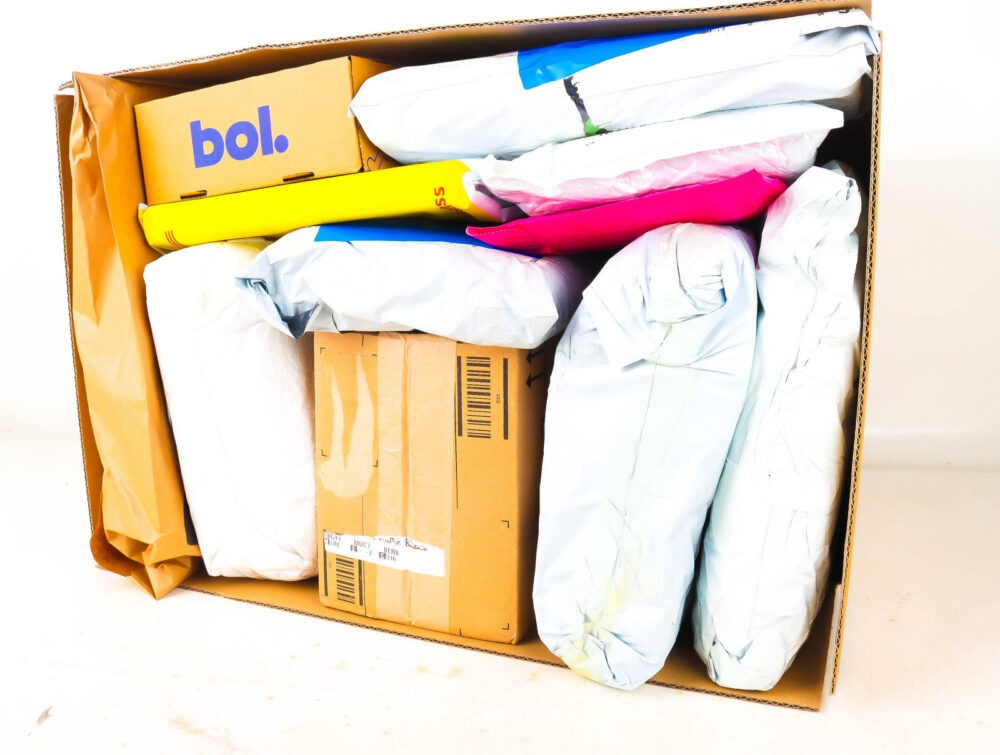XL Doos met Verloren Postpakketten
