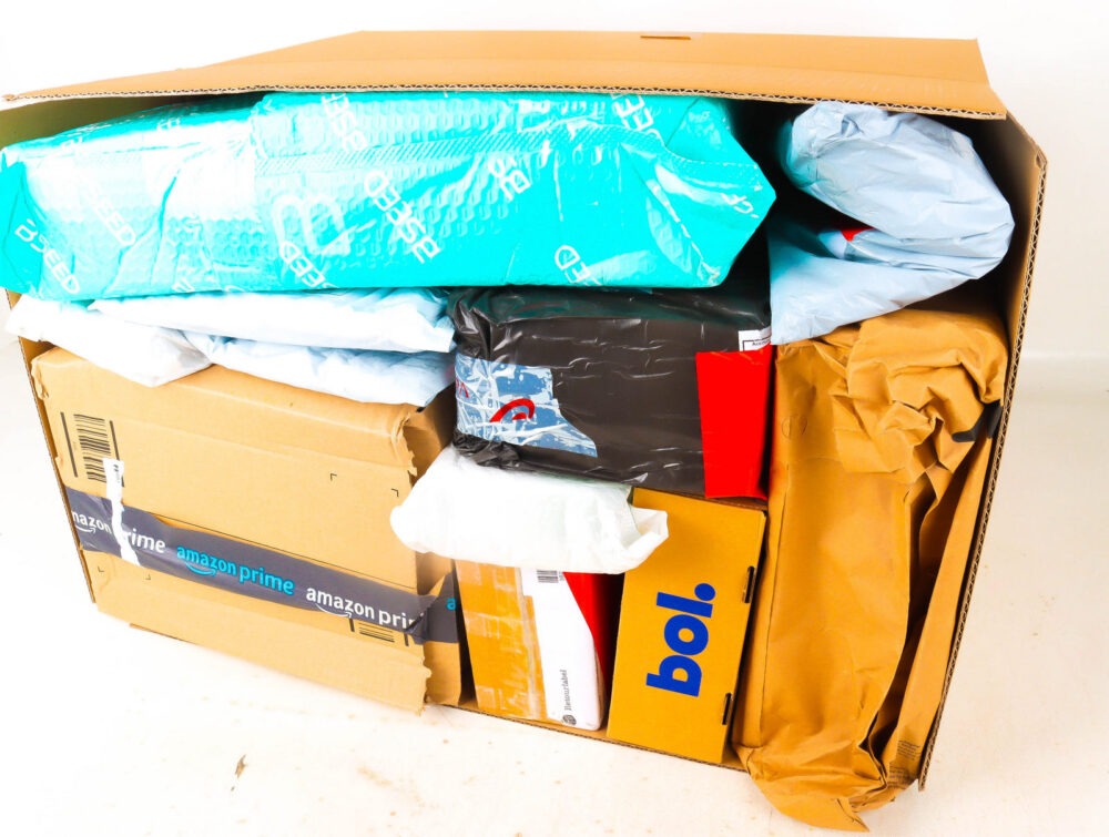 XL Doos met Verloren Postpakketten