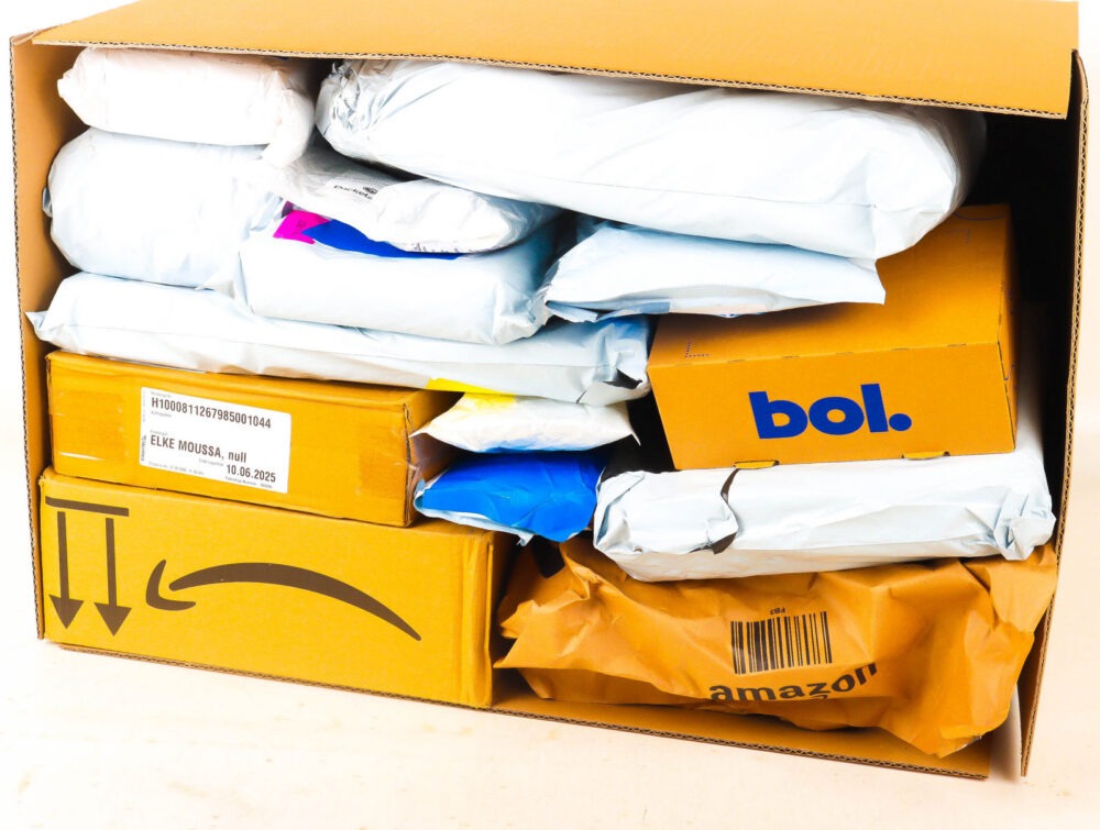 XL Doos met Verloren Postpakketten